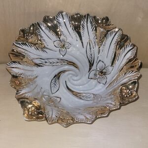 Gold and White Floral Decorative Bowl, Antique Porcelain.